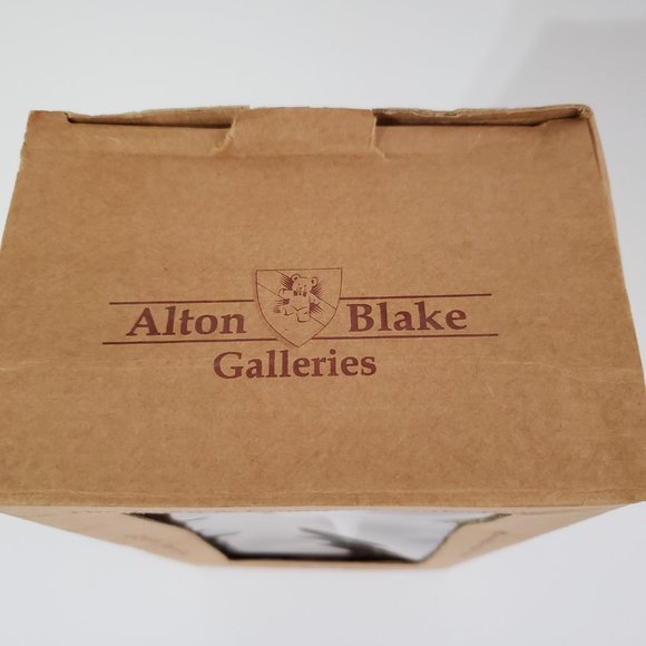 The Town & Country Collection Alton Blake Dr. Bear - Picture 4 of 6